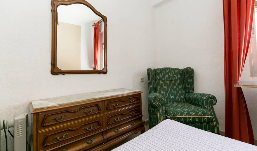 Excellent single Room at Plaza De Toros